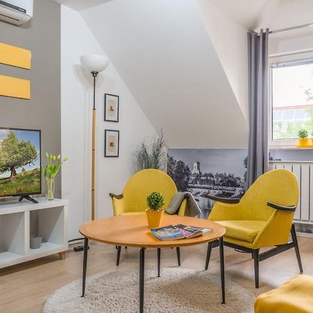 Luxury Studio 24 Gyor Exterior photo