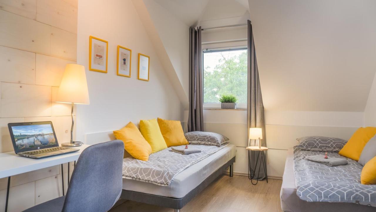 Luxury Studio 24 Gyor Exterior photo