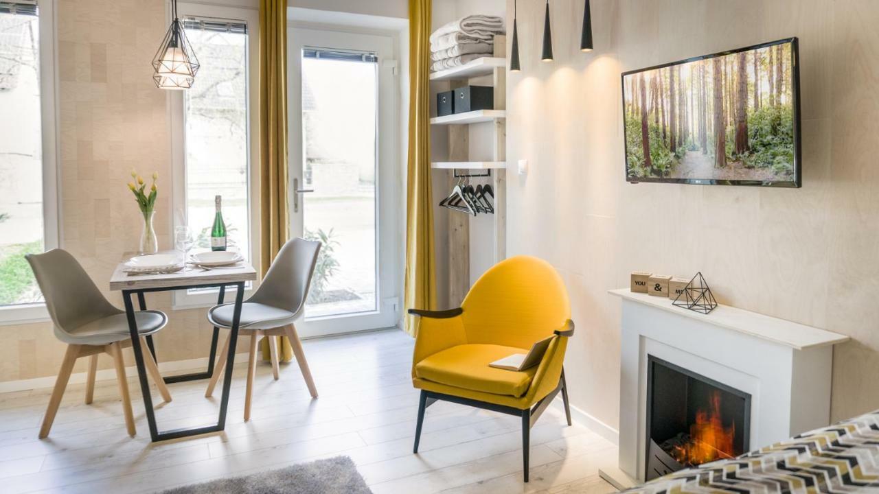 Luxury Studio 24 Gyor Exterior photo